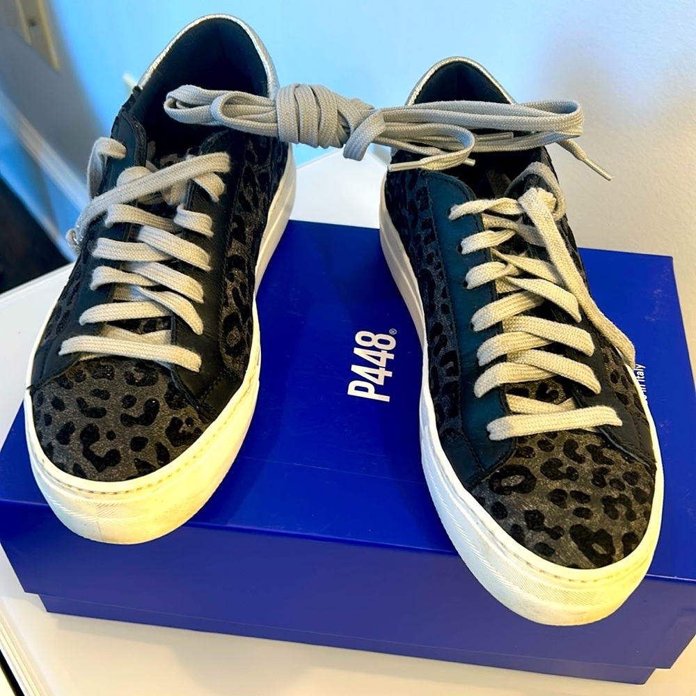 P448 Thea Platform Animal Print Sneaker 
Size 7